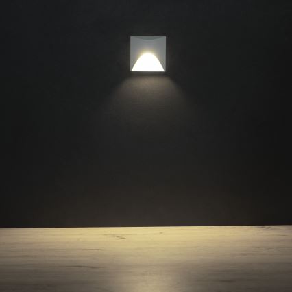 LED-trapparmatur EXIN LED/2,5 W / 230 V / 4000 K / IP65, vit, fyrkantig