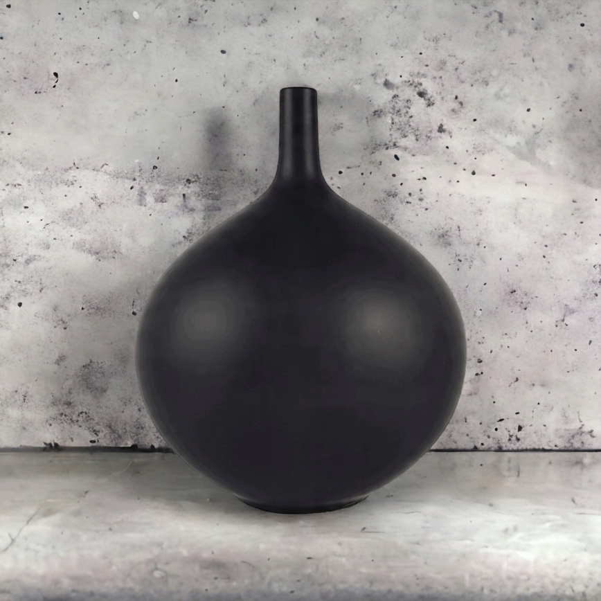 Keramikvas 24 cm matt svart