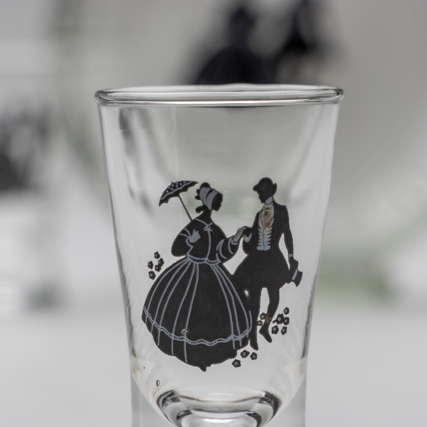 Kit 1x glasflaska och 2x snappsglas genomskinlig med dansmotiv