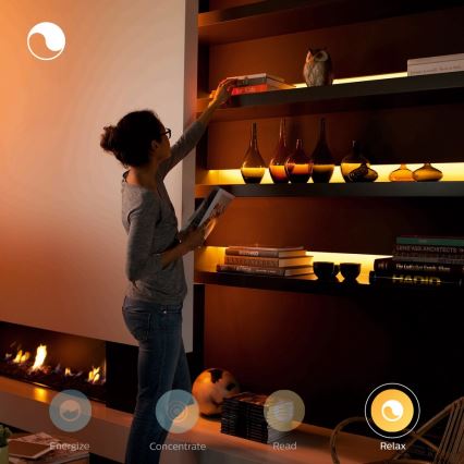 KIT - LED RGBW dimbar remsa Philips Hue WHITE AND COLOR AMBIANCE 2m LED/20W/230V + 2x LED Ljusreglerad glödlampa Philips A60 E27/9W/230V 2000-6500K