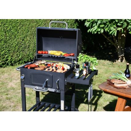 kolgrill svart
