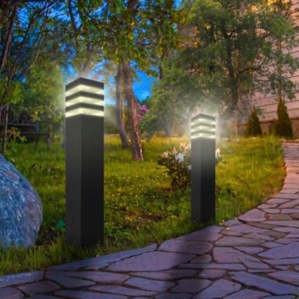 Lampa med sensor för utomhusbruk TEKSAS 1xE27/12W/230V IP44 44 cm antracit