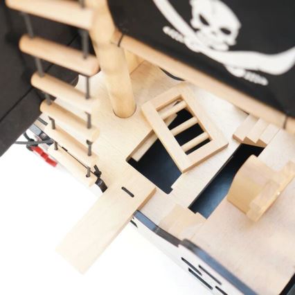Le Toy Van - Piratskepp Barbarossa