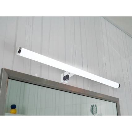 LED-belysning för badrumsspegel LED/12W/230V 59,5 cm IP44 blank krom