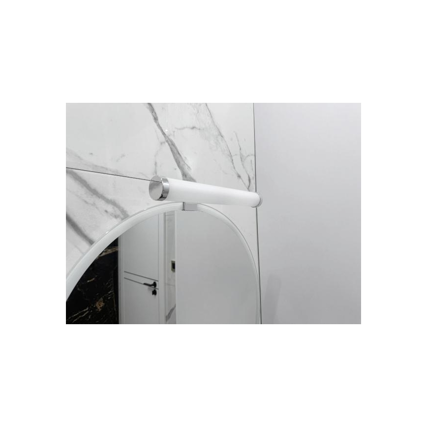 LED-belysning för badrumsspegel LED/8W/230V 30 cm IP44 blank krom
