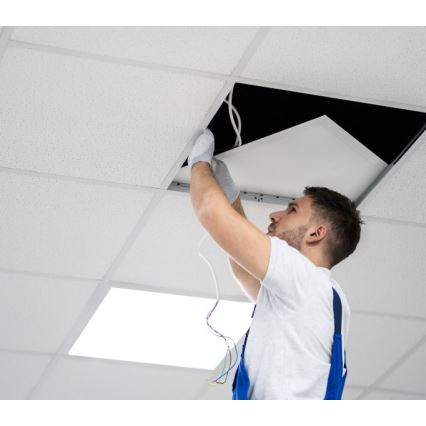 LED dimbar infälld panel CAPRI LED/25/36/40W/230V 3000/4000/5700K UGR&lt;19 IP44 60x60 cm
