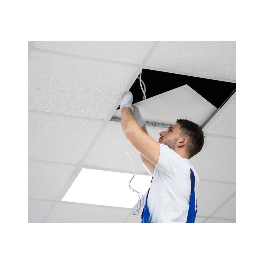 LED dimbar infälld panel CAPRI LED/25/36/40W/230V 3000/4000/5700K UGR&lt;19 IP44 60x60 cm