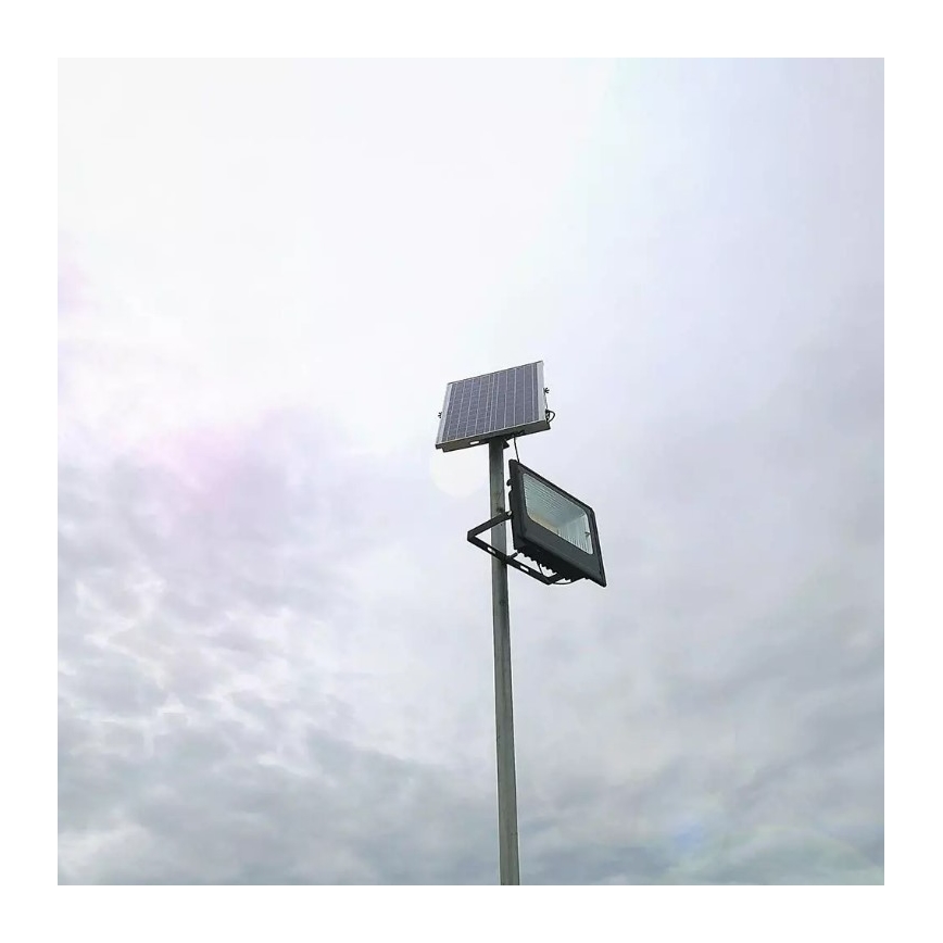LED Dimbar solcellsstrålkastare LED/16W/3,2V 4000K IP65 10000 mAh + fjärrkontroll