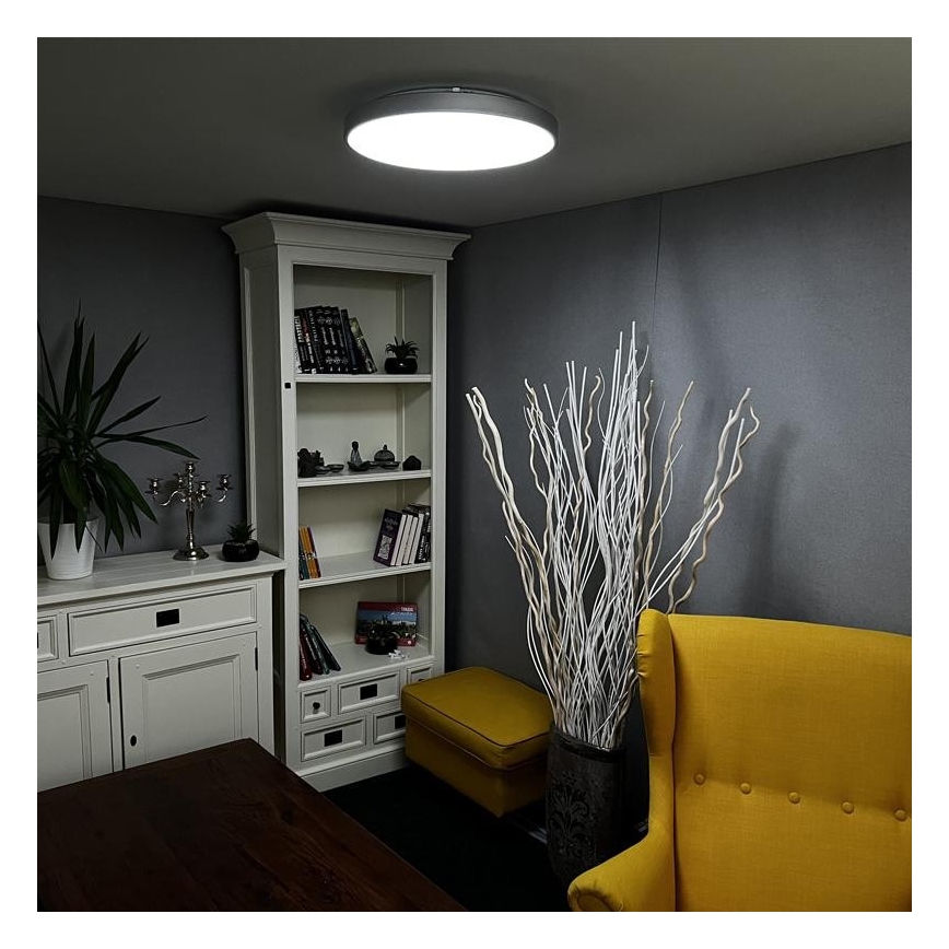 LED Dimbar taklampa LED/48W/230V 2700-6500K Wi-Fi Tuya + fjärrkontroll
