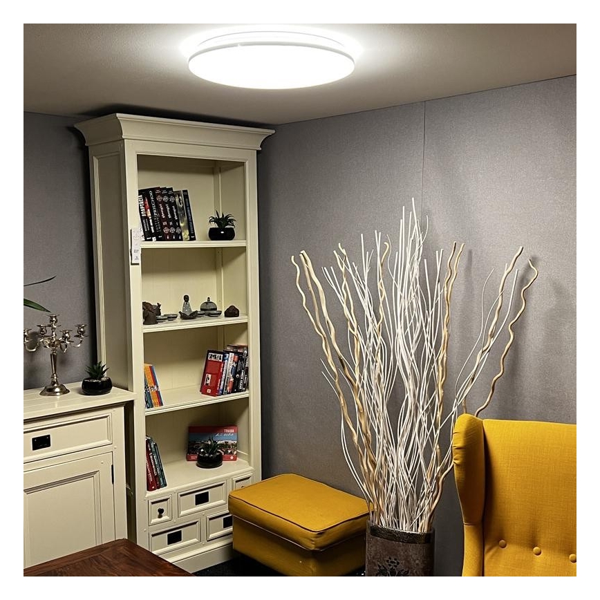 LED Dimbar taklampa LED/48W/230V 2700-6500K Wi-Fi Tuya + fjärrkontroll