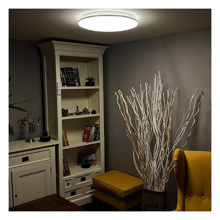 LED Dimbar taklampa LED/48W/230V 2700-6500K Wi-Fi Tuya + fjärrkontroll