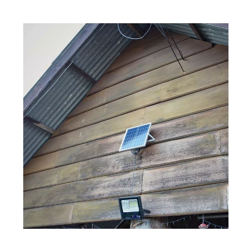 LED Dimbar utomhus sollampa LED/12W/3,2V 6000K IP65 + Fjärrstyrd