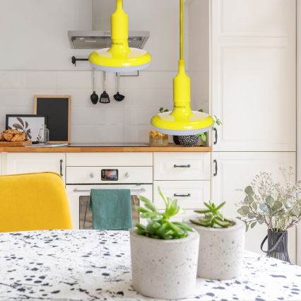 LED glödlampa E27/15W/230V 6000K + power kabel