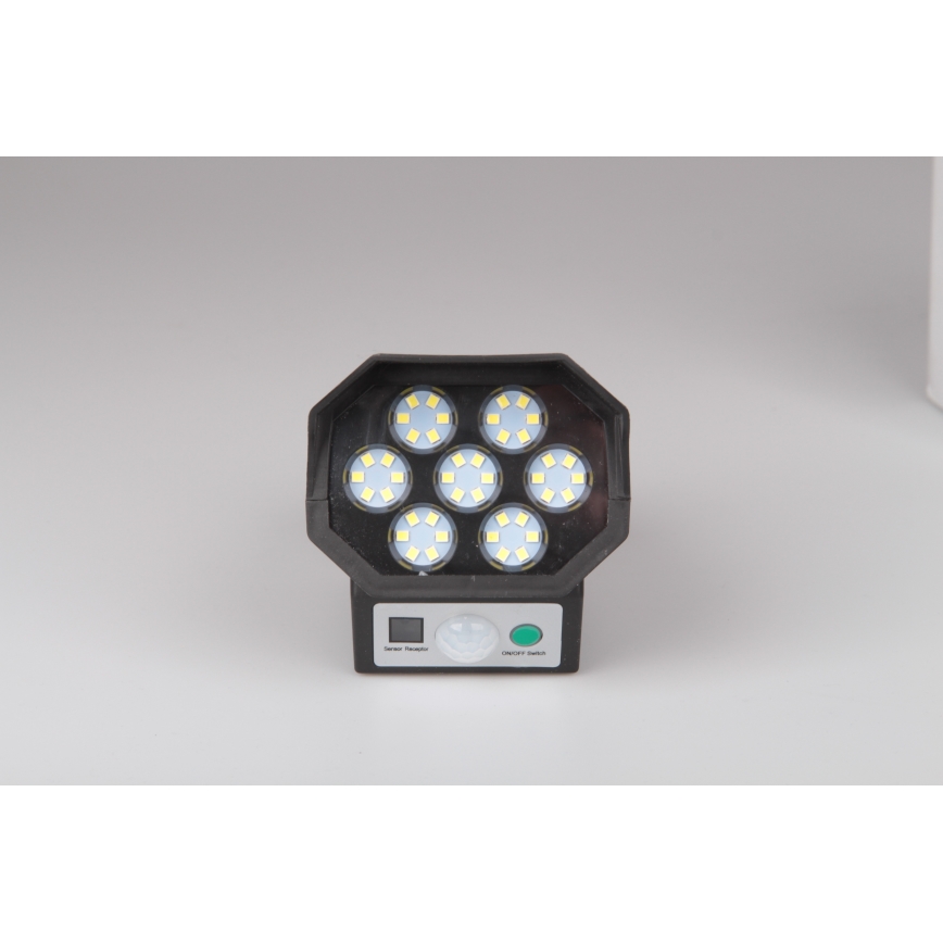 LED låtsas säkerhetskamera med sensor och med solcellspanel LED/5W/5,5V IP65 + fjärrkontroll