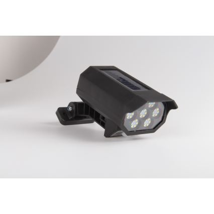 LED låtsas säkerhetskamera med sensor och med solcellspanel LED/5W/5,5V IP65 + fjärrkontroll