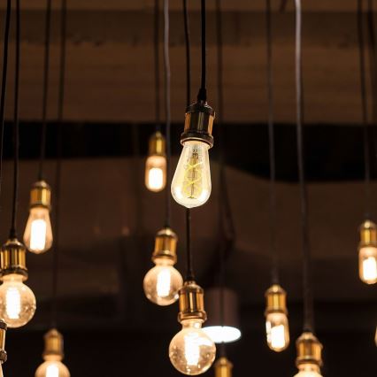 LED Ljusreglerad glödlampa FILAMENT ST64 E27/4,8W/230V 1800K