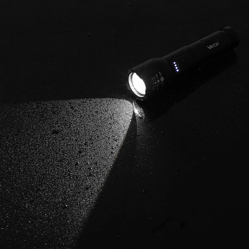 LED Ljusreglerad uppladdningsbar ficklampa LED/20W/5V IPX4 800 glansig 2000 mAh