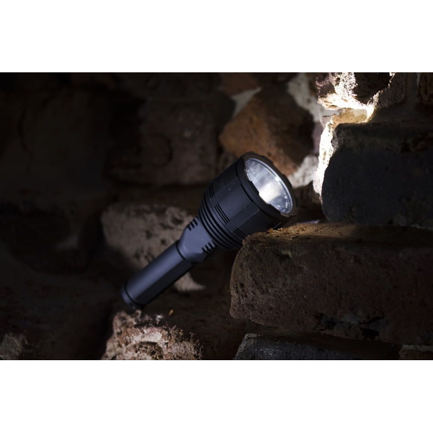 LED Ljusreglerad uppladdningsbar ficklampa LED/30W/5V IPX7 3000 glansig 4200 mAh