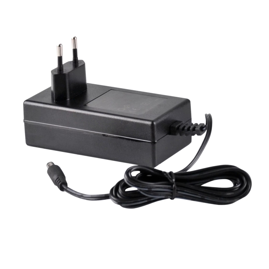 LED ljusslinga  5m LED/36W/12V 4000K