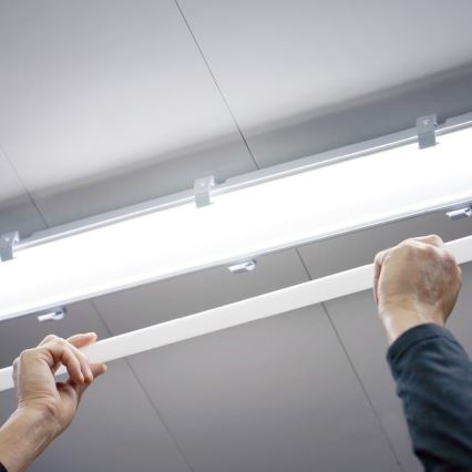 LED lysrör T8 G13/9W/230V 4000K 60 cm