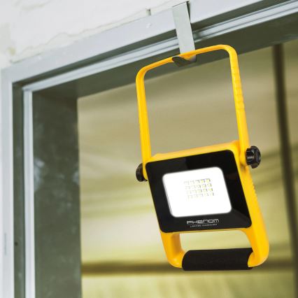 LED portabelt strålkastare  LED/10W/3,7V 2200 mAh IP65