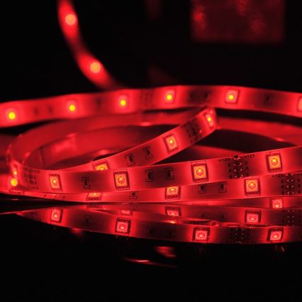 LED RGB Dimbar ljusslinga 5m LED/18W/12V IP20