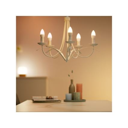 LED RGBW Dimbar glödlampa C37 E14/4,9W/230V 2200-6500K CRI 90 Wi-Fi -WiZ