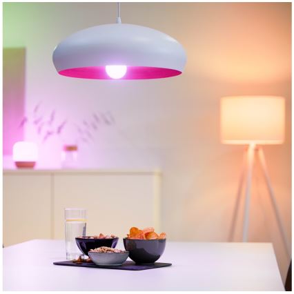 LED RGBW dimbar lampa A60 E27/8,5W/230V 2200-6500K  CRI 90 Wi-Fi + fjärrkontroll - WiZ