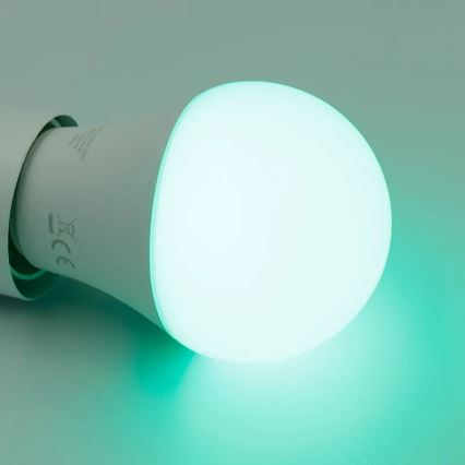 LED RGBW dimbar lampa A60 E27/9W/230V 2700-6500K Wi-Fi Tuya