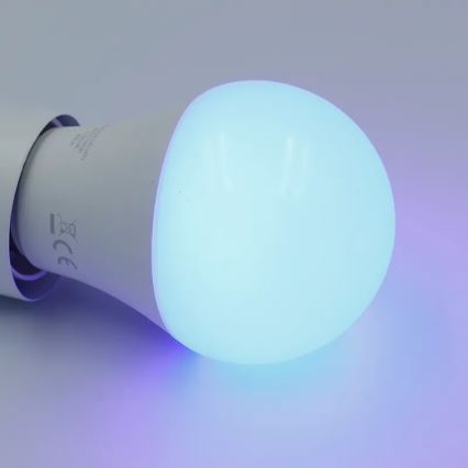 LED RGBW dimbar lampa A60 E27/9W/230V 2700-6500K Wi-Fi Tuya