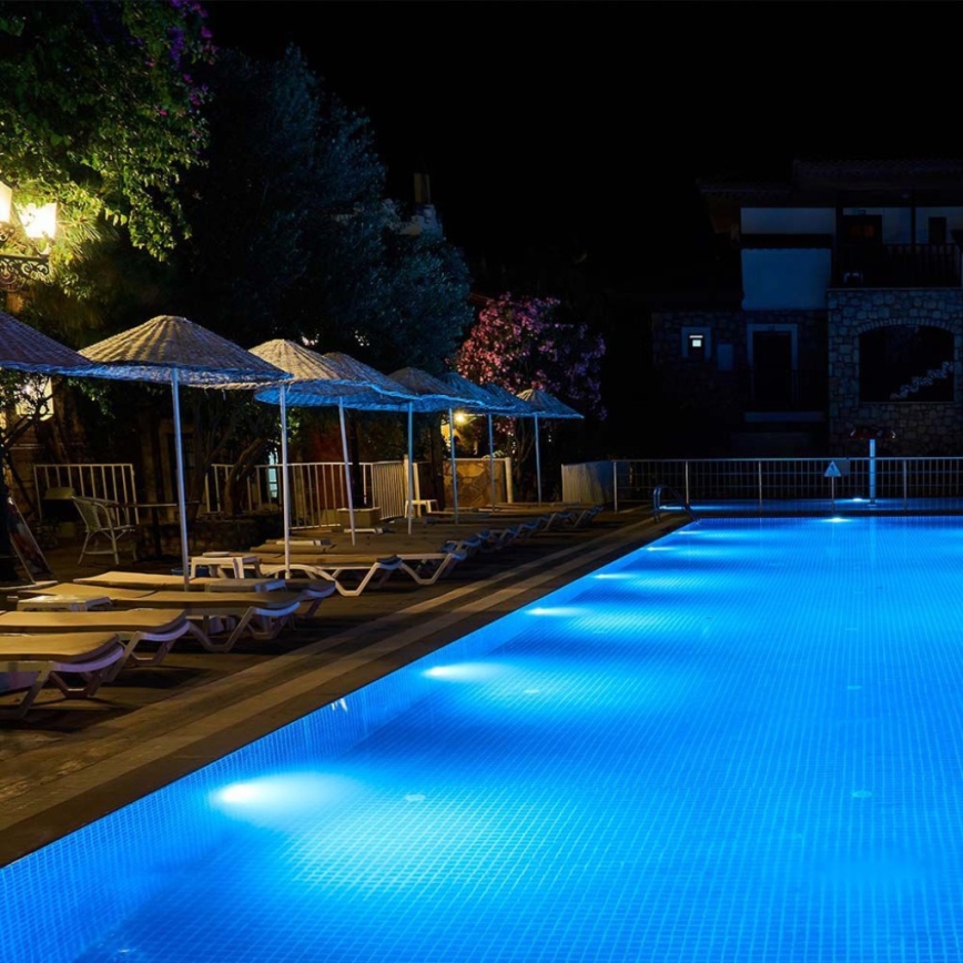 LED Simbassäng glödlampa LED/35W/12V IP68 6500K