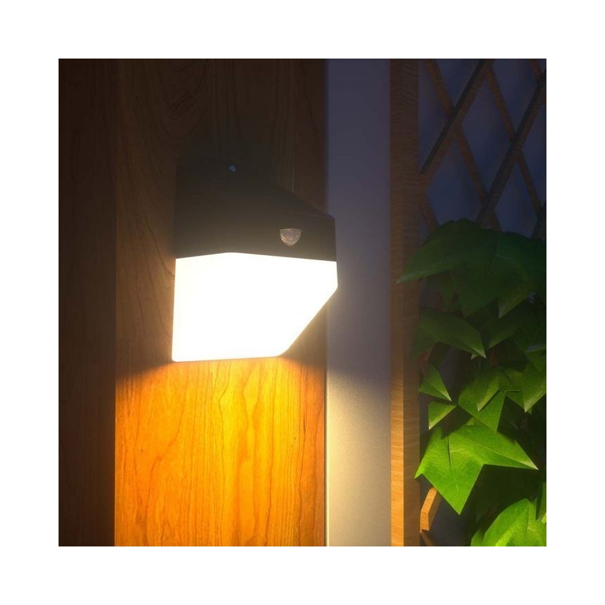 LED solcell väggbelysning med sensor LED/2W/3,7V 4000K IP65