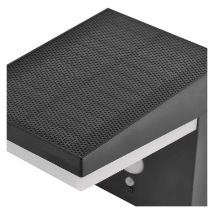 LED solcell väggbelysning med sensor LED/4,4W/3,7V 2200 mAh IP44