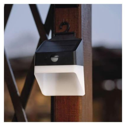 LED solcell väggbelysning med sensor LUMI LED/3,7W IP65 svart