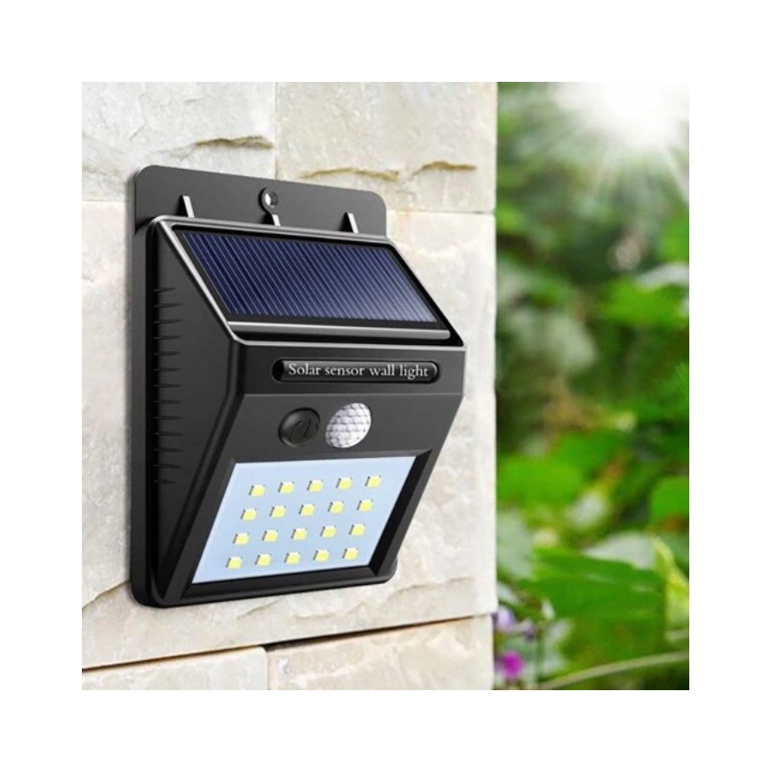 LED Solcell vägglampa med sensor LED/0,55W/3,7V IP65