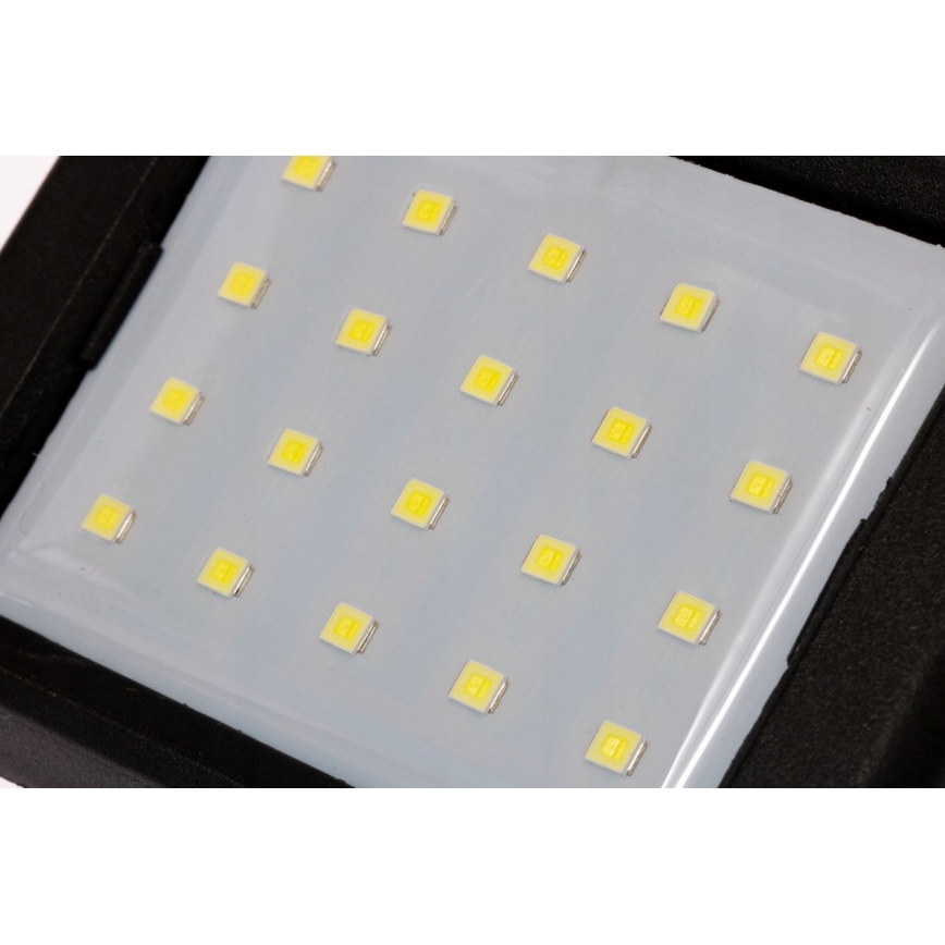 LED Solcell vägglampa med sensor LED/0,55W/3,7V IP65