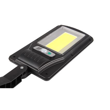 LED Solcellsgatulampa med sensor LED/2,5W/5V IP44 + fjärrkontroll
