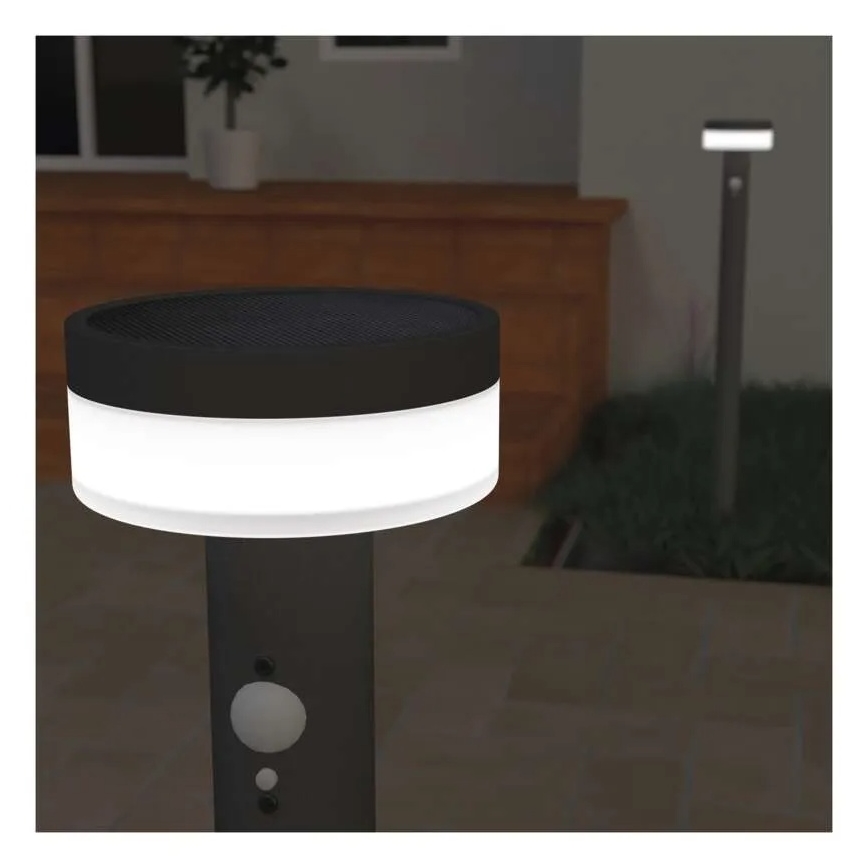 LED solcellslampa med sensor LED/2W/3,7V 1200 mAh IP44 80 cm