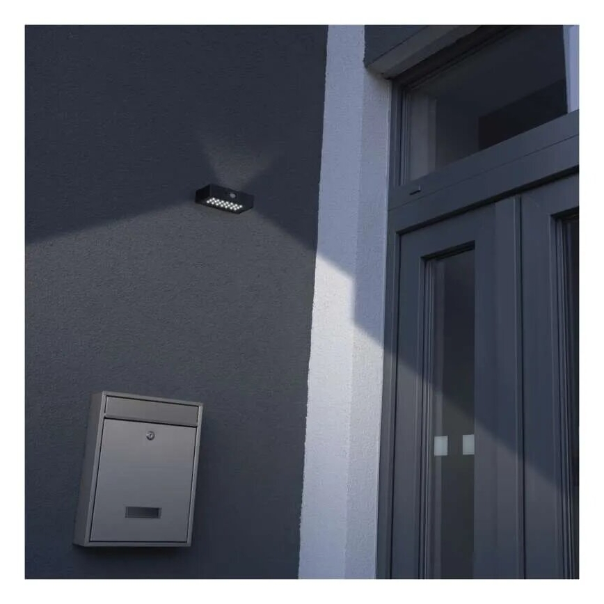 LED Solcellstrålkastare med rörelsesensor LED/3,7V 1200mAh 4000K IP65 svart