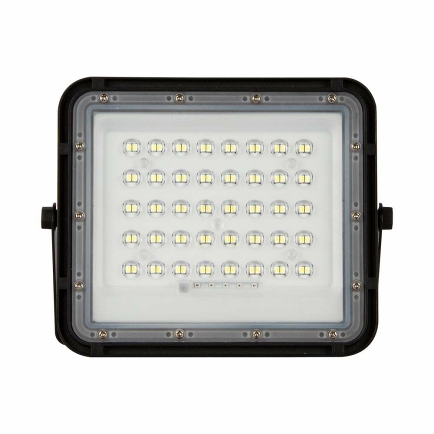 LED Utomhus ljusreglerad solcell reflektor LED/10W/3,2V IP65 4000K svart + fjärrkontroll