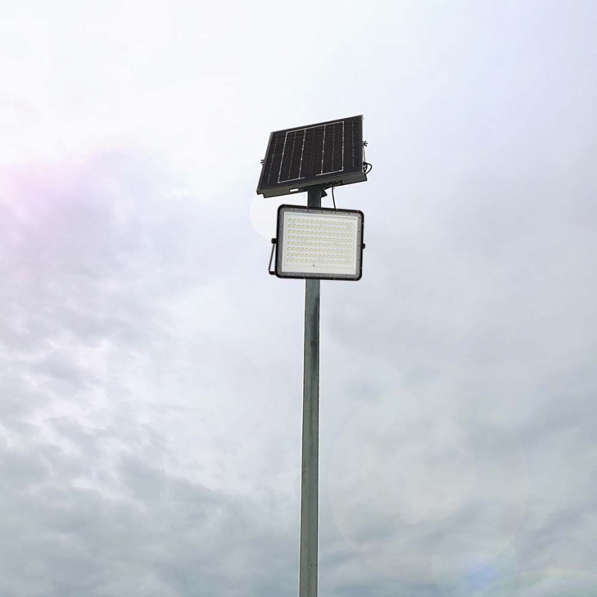 LED Solcellstrålkastare utomhus LED/200W/3,2V 4000K svart IP65 16000 mAh + fjärrkontroll