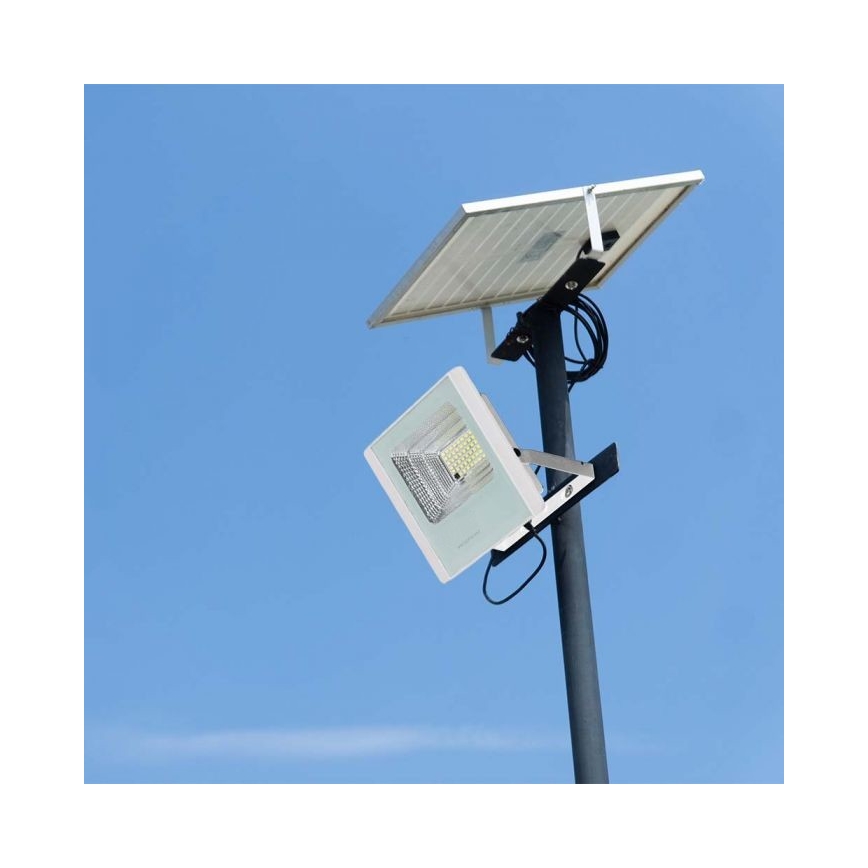 LED Solcellstrålkastare utomhus LED/20W/3,2V IP65 4000K + fjärrkontroll