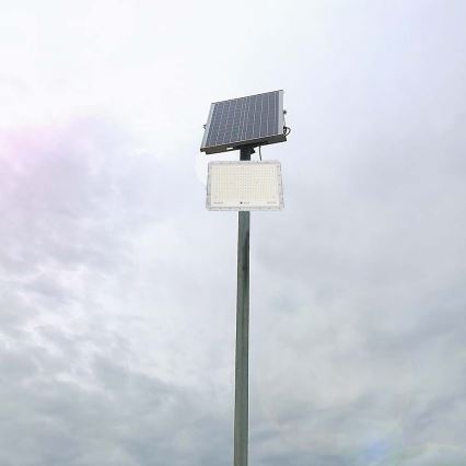 LED Solcellstrålkastare utomhus LED/30W/3,2V 4000K vit IP65 + fjärrkontroll