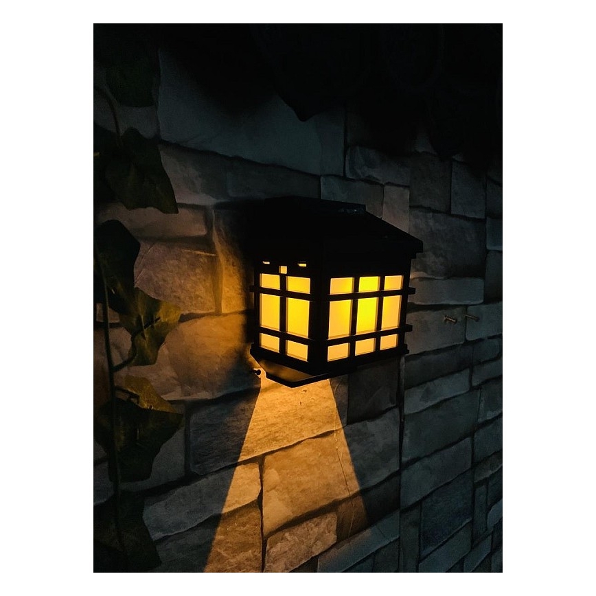 LED Solcellsvägglampa med skymningssensor LED/2V 70 mAh IP44