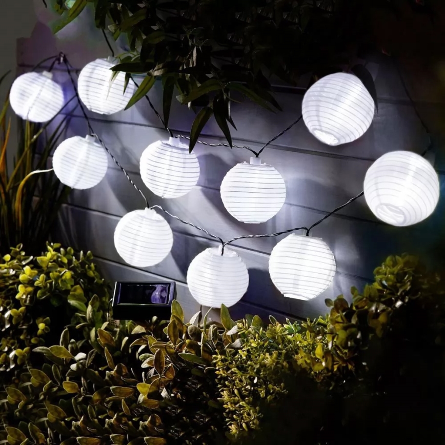 LED solkedja  10xLED/1,2V 3,7m IP44 kall vit 