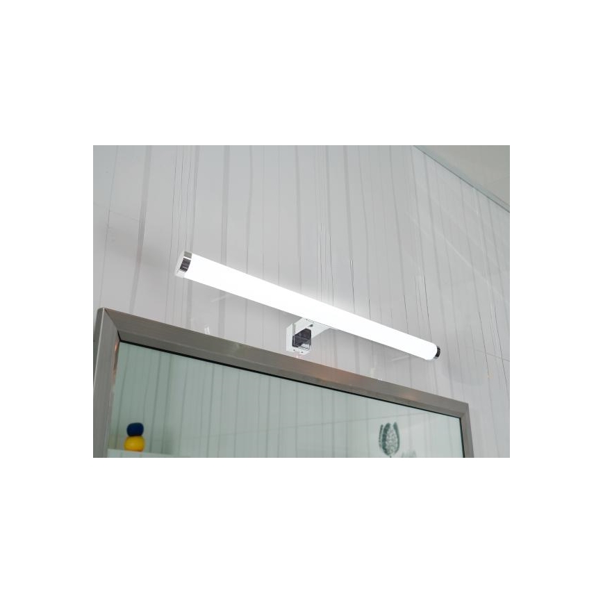 LED-spegelbelysning för badrum LED/10W/230V 45 cm IP44 blank krom