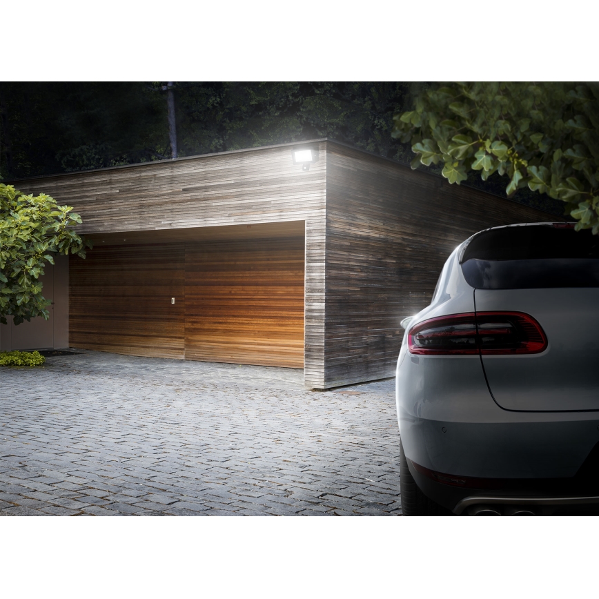 LED strålkastare för utomhusbruk med en sensor NOCTIS LUX 3 LED/50W/230V 3000K IP44 svart