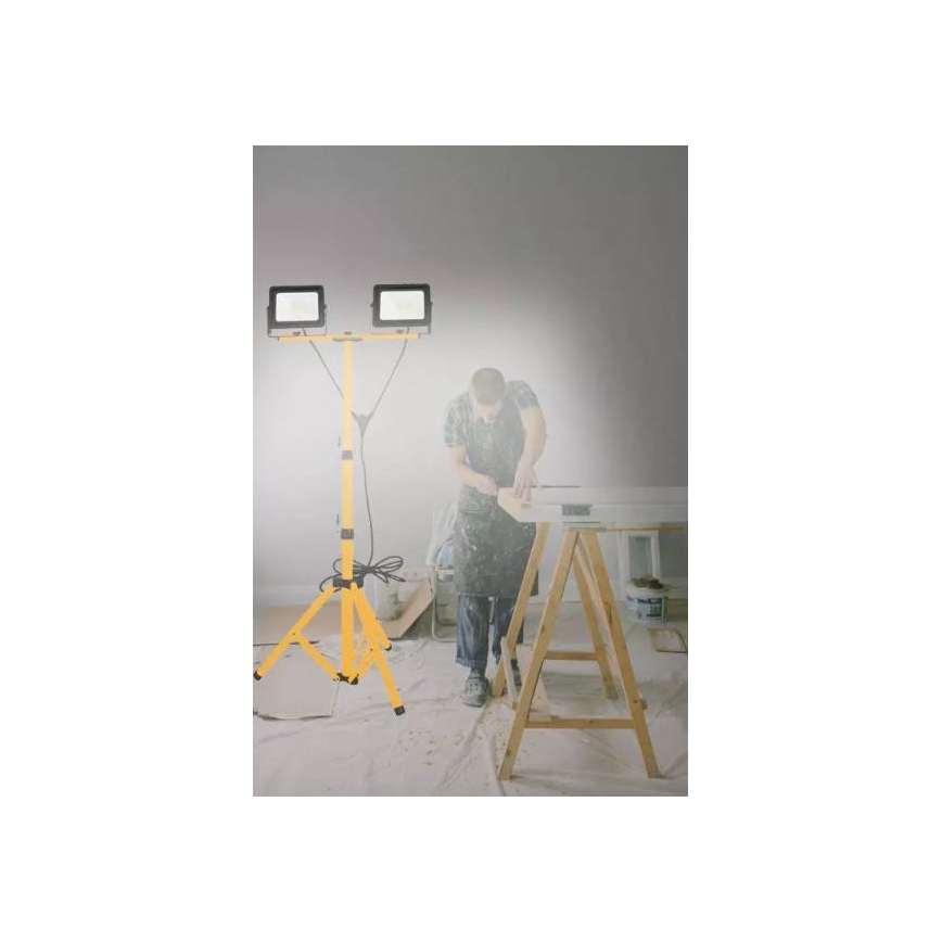 LED Strålkastare med stativ 2xLED/30W/230V IP65