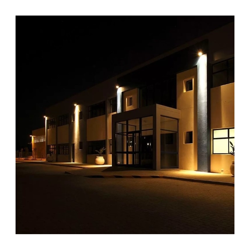 LED strålkastare  SAMSUNG CHIP LED/150W/230V 3000K IP65 vit 