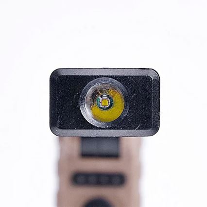 LED Ljusreglerad rechargeable fungerar flashlight med strömbanksfunktion LED/4W/5V IPX4 600 lm 2000mAh